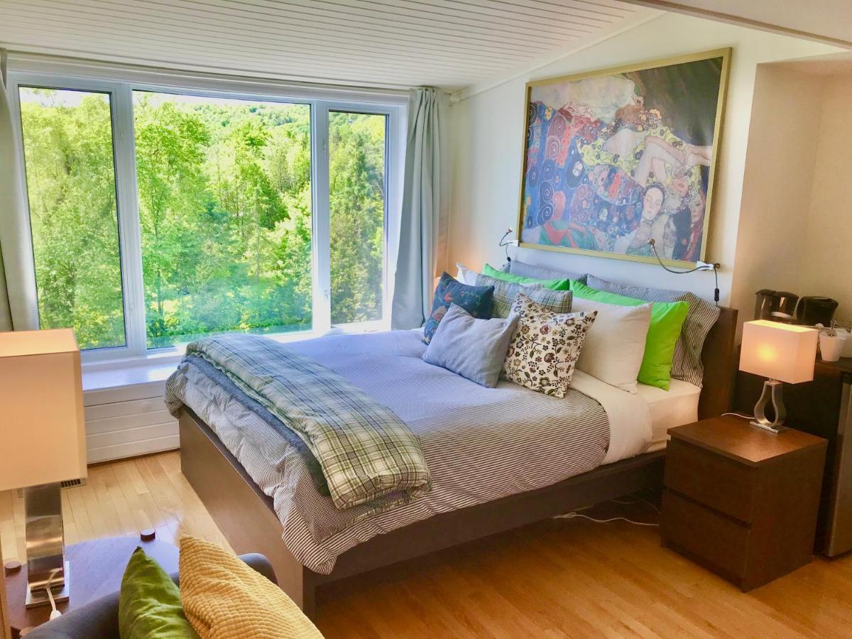 Auberge Tom B&B Chelsea Eksteriør bilde